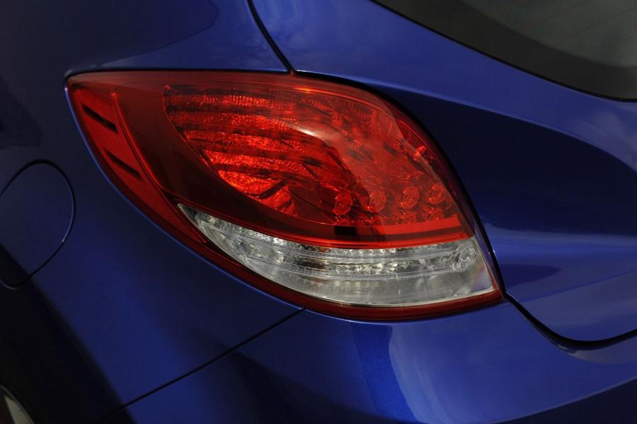  Hyundai Veloster Turbo R-Spec 2014 года  (фото 29 из 40)